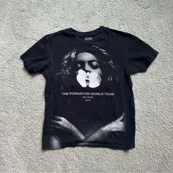 BEYONCÉ Formation Tour Graphic Black Smoke T shirt W M - Picture 1 of 6